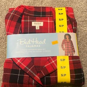 BedHead women’s  Red and Black Plaid Pajama Set 2 piece cotton new in package